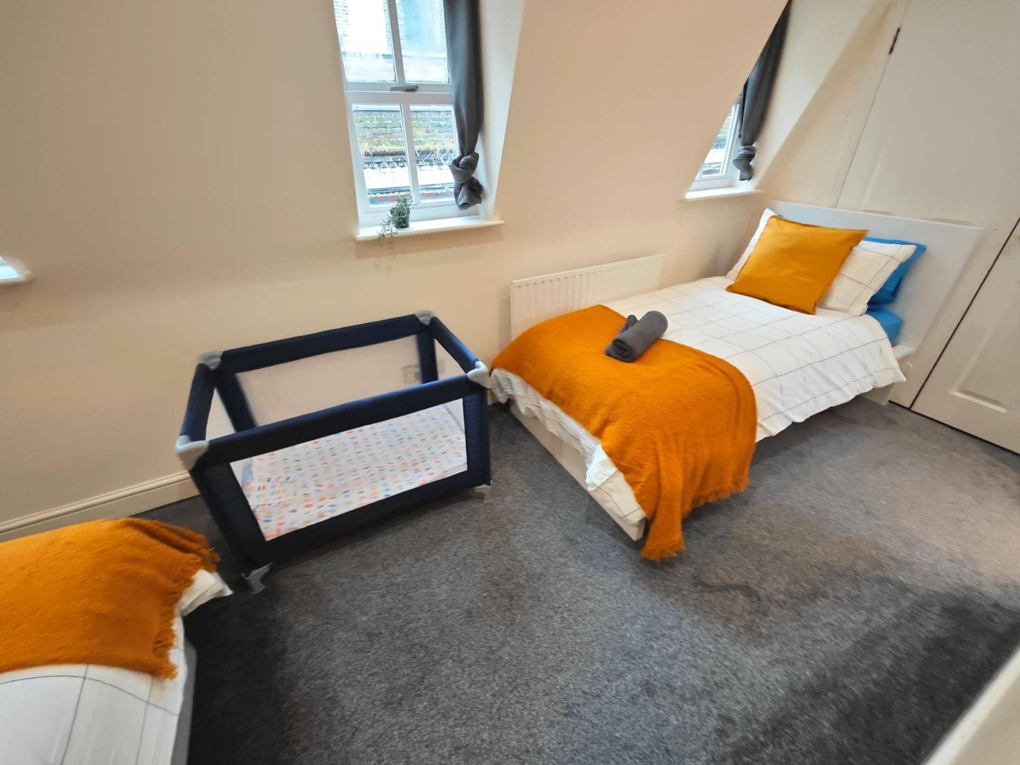 Charming 3 Bed In London, Abbey Road Apartamento Londres
